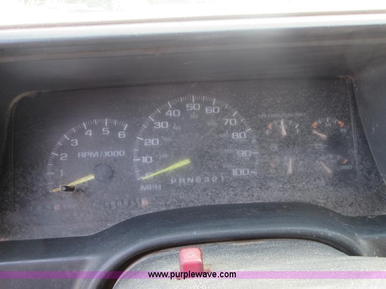 image for item I1994 1997 Chevrolet 1500 Ext. Cab pickup truck