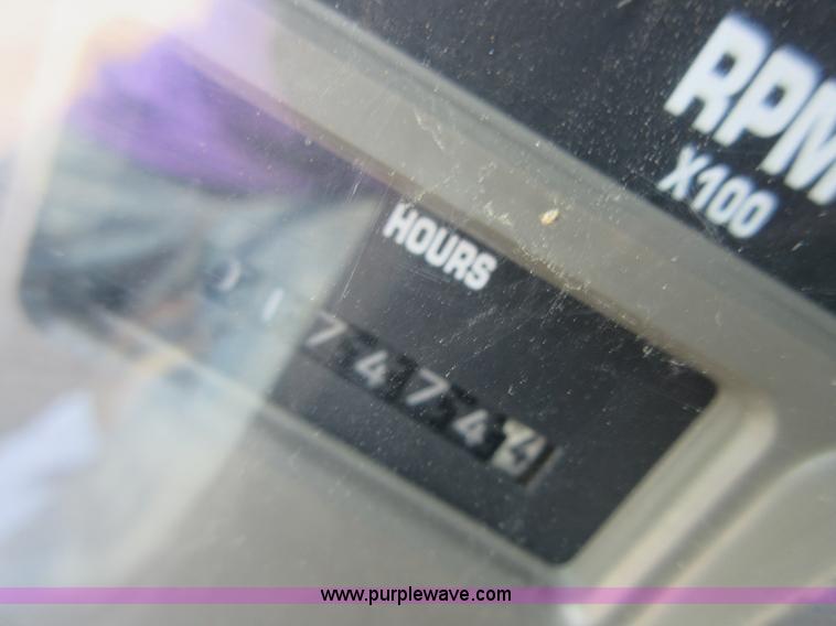 image for item I1995 2002 International 4700 truck cab and chassis