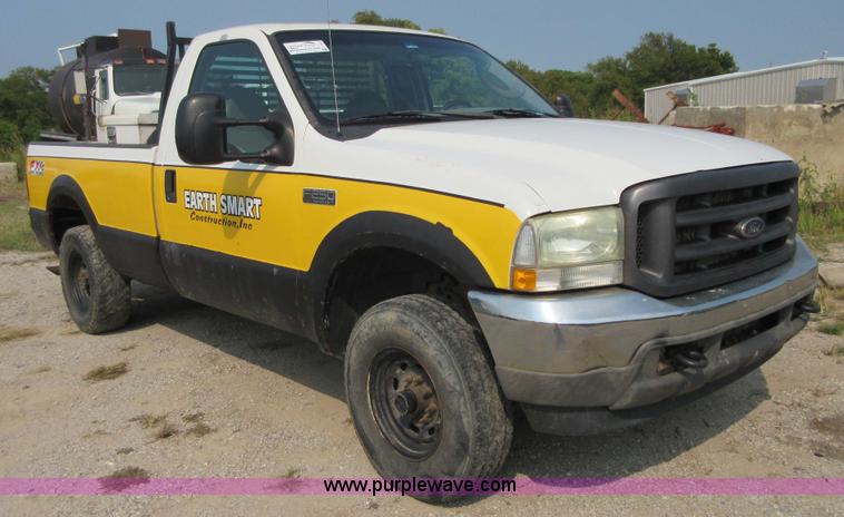 image for item I1997 2004 Ford F250 Super Duty pickup truck