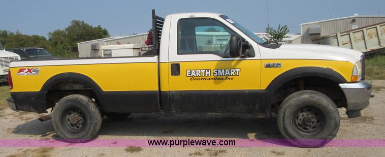 image for item I1997 2004 Ford F250 Super Duty pickup truck