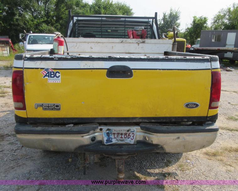 image for item I1997 2004 Ford F250 Super Duty pickup truck