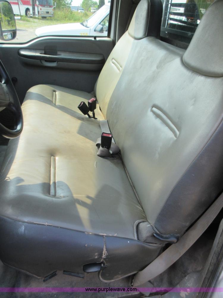 image for item I1997 2004 Ford F250 Super Duty pickup truck