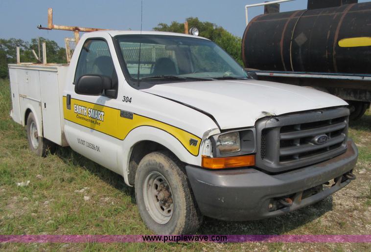 image for item I1998 2000 Ford F250 Super Duty utility truck