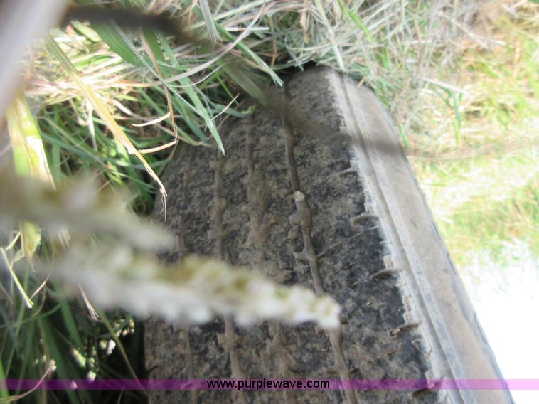 image for item I1998 2000 Ford F250 Super Duty utility truck