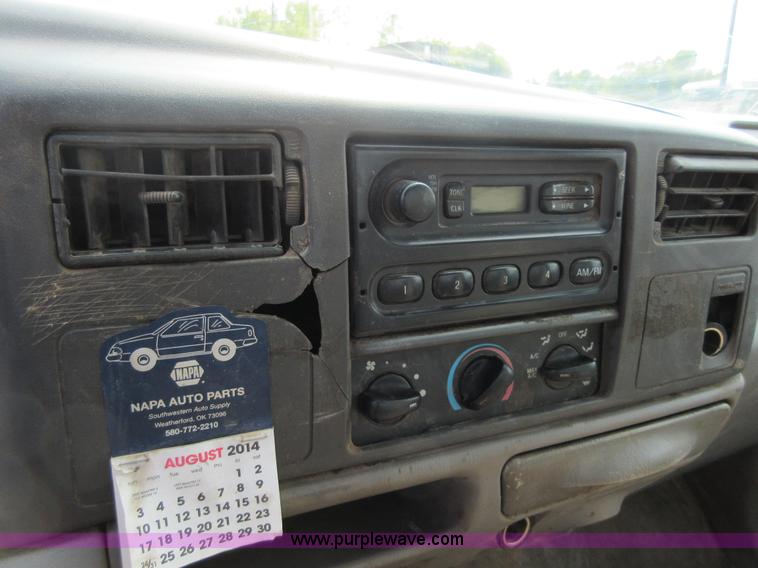 image for item I1998 2000 Ford F250 Super Duty utility truck