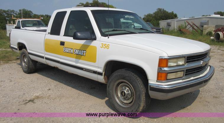 image for item I1999 1997 Chevrolet 2500 Ext. Cab pickup truck