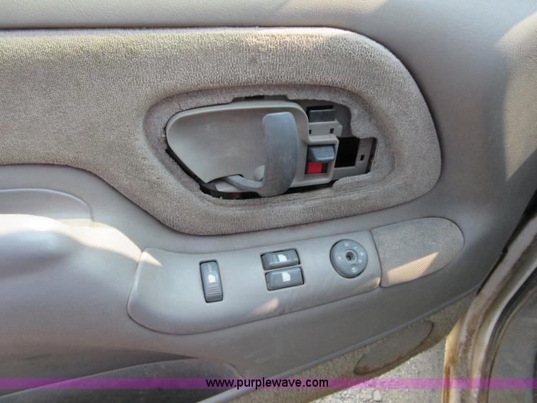 image for item I1999 1997 Chevrolet 2500 Ext. Cab pickup truck