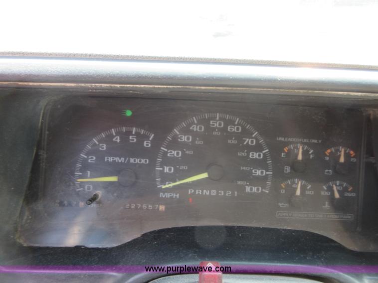 image for item I1999 1997 Chevrolet 2500 Ext. Cab pickup truck