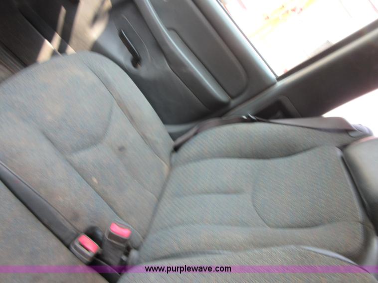 image for item I2000 2006 Chevrolet Silverado 2500HD Ext. Cab pickup truck