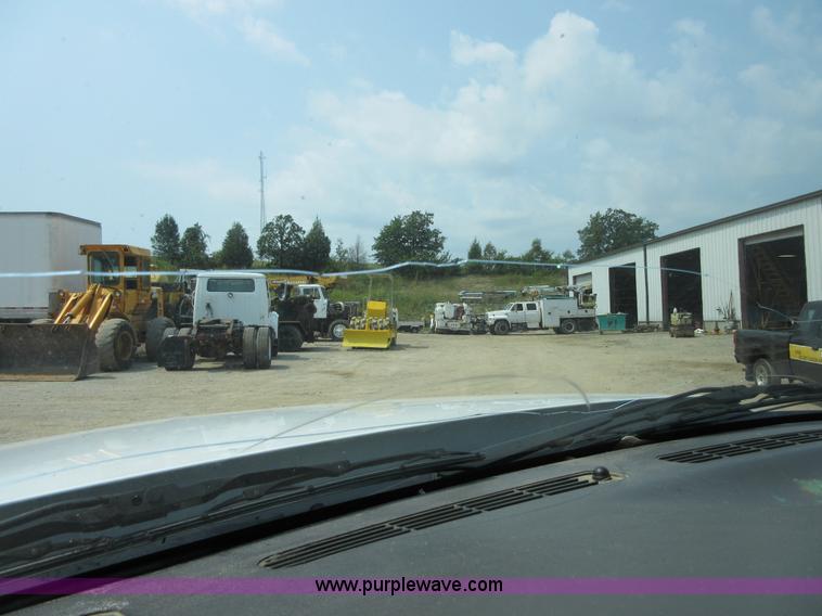 image for item I2000 2006 Chevrolet Silverado 2500HD Ext. Cab pickup truck