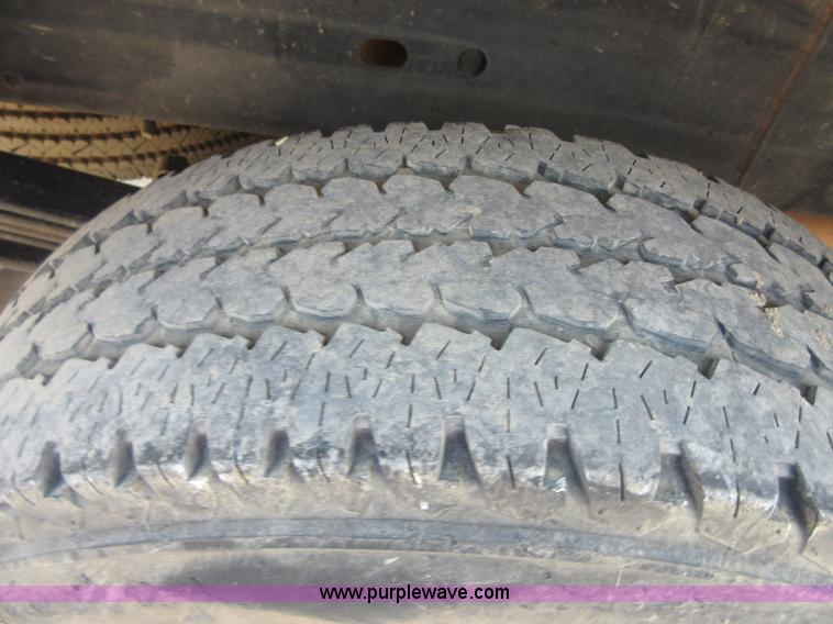 image for item I2000 2006 Chevrolet Silverado 2500HD Ext. Cab pickup truck