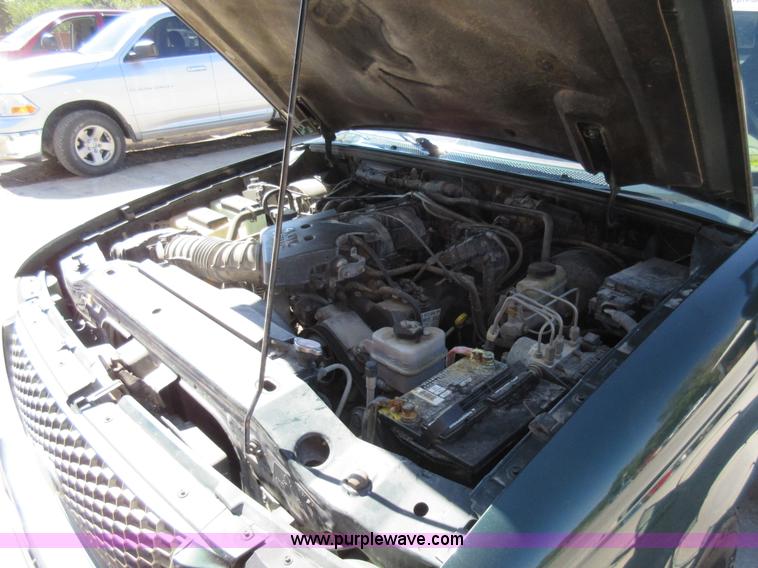 image for item I6442 2003 Ford Ranger SuperCab pickup truck