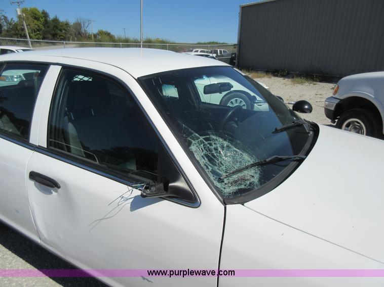 image for item I6447 2009 Ford Crown Victoria Police Interceptor