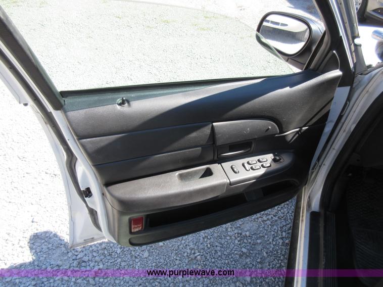image for item I6448 2007 Ford Crown Victoria Police Interceptor