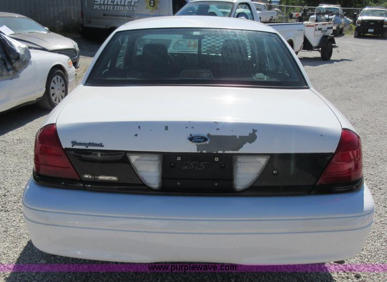 image for item I6449 2008 Ford Crown Victoria Police Interceptor