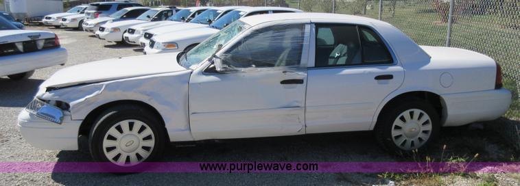 image for item I6450 2008 Ford Crown Victoria Police Interceptor