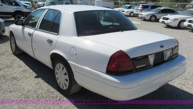 image for item I6452 2008 Ford Crown Victoria Police Interceptor