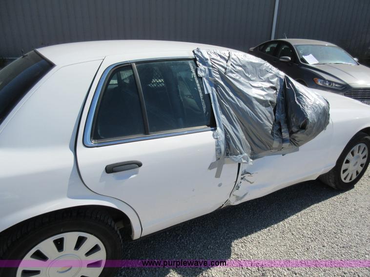 image for item I6452 2008 Ford Crown Victoria Police Interceptor