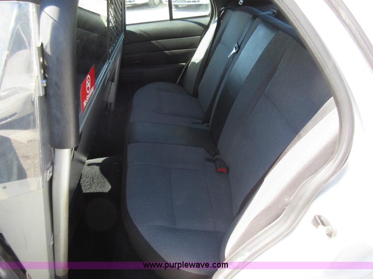 image for item I6452 2008 Ford Crown Victoria Police Interceptor
