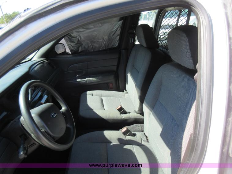 image for item I6452 2008 Ford Crown Victoria Police Interceptor