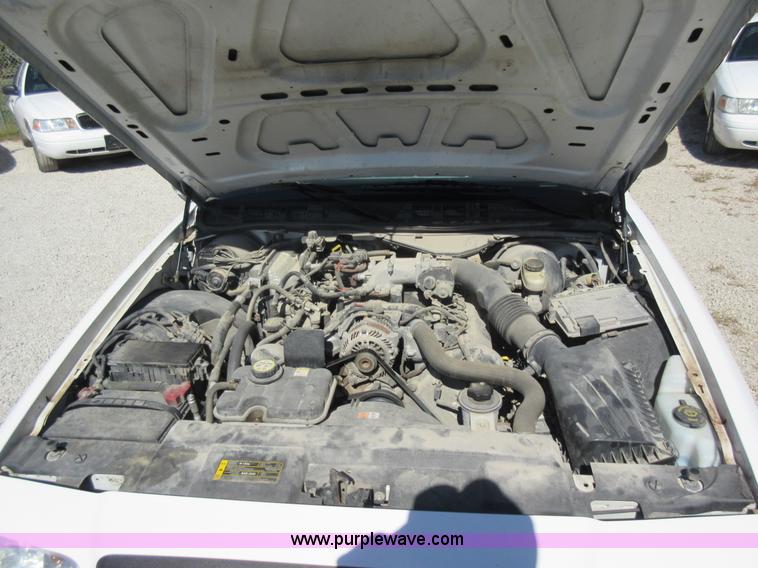 image for item I6452 2008 Ford Crown Victoria Police Interceptor
