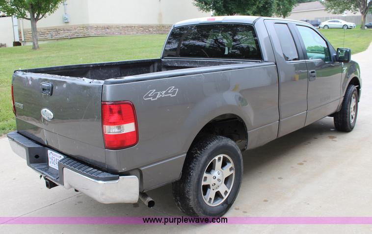 image for item J3623 2006 Ford F150 SuperCab pickup truck