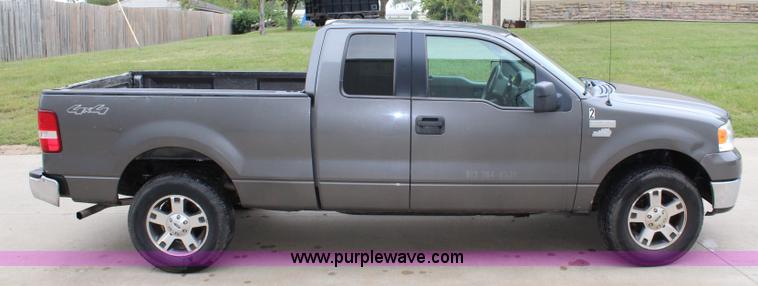 image for item J3623 2006 Ford F150 SuperCab pickup truck