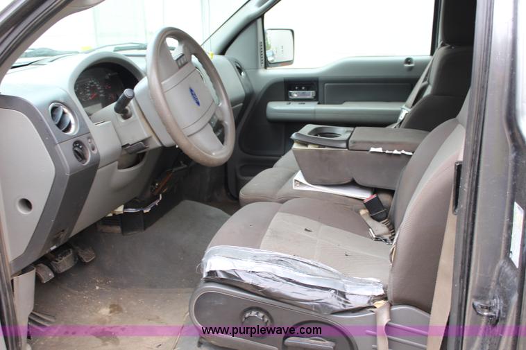 image for item J3623 2006 Ford F150 SuperCab pickup truck