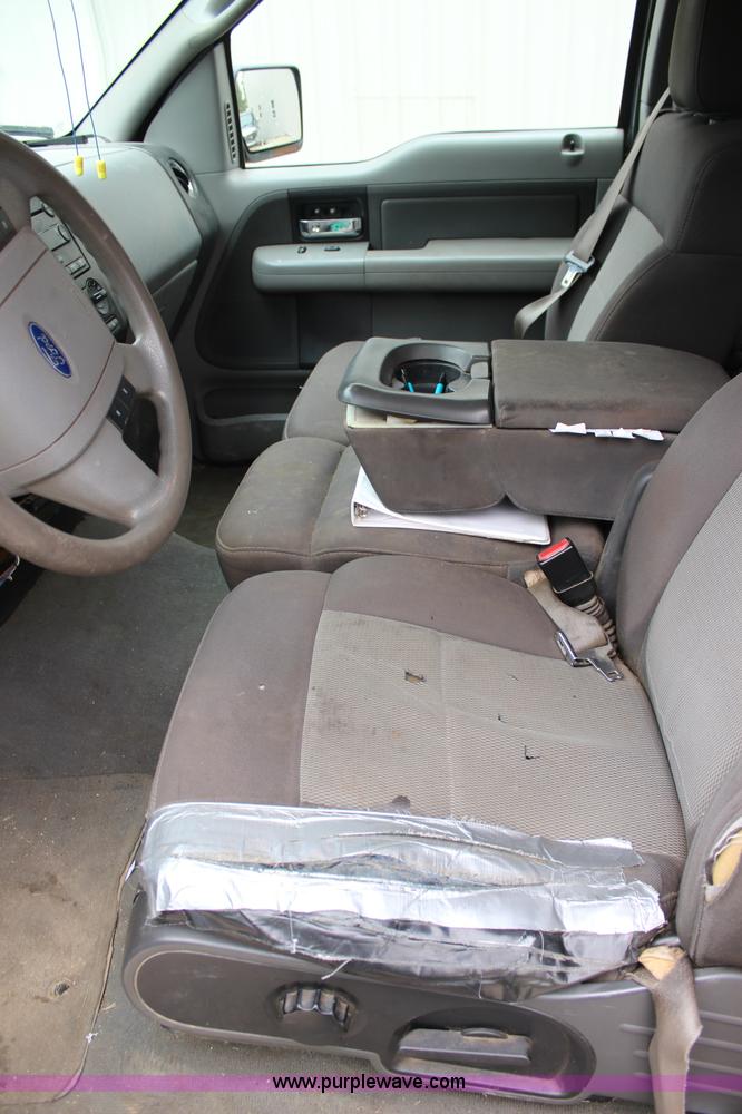 image for item J3623 2006 Ford F150 SuperCab pickup truck