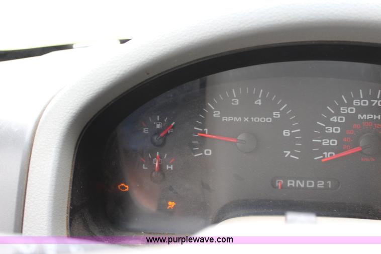 image for item J3623 2006 Ford F150 SuperCab pickup truck