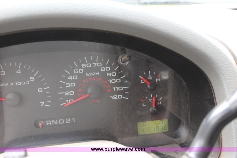 image for item J3623 2006 Ford F150 SuperCab pickup truck