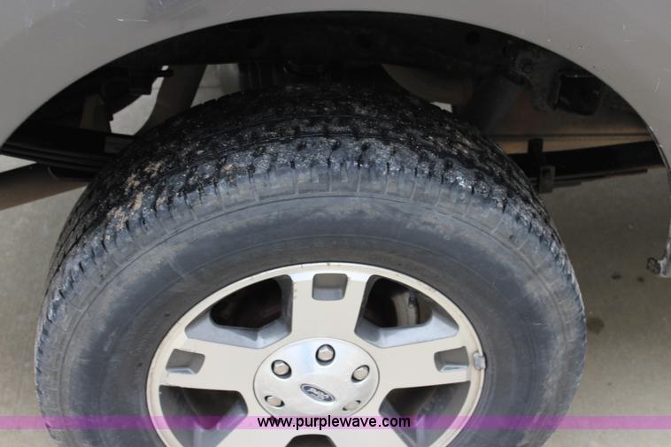 image for item J3623 2006 Ford F150 SuperCab pickup truck