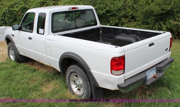 image for item J3625 2000 Ford Ranger SuperCab pickup truck