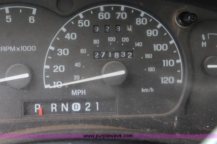 image for item J3625 2000 Ford Ranger SuperCab pickup truck