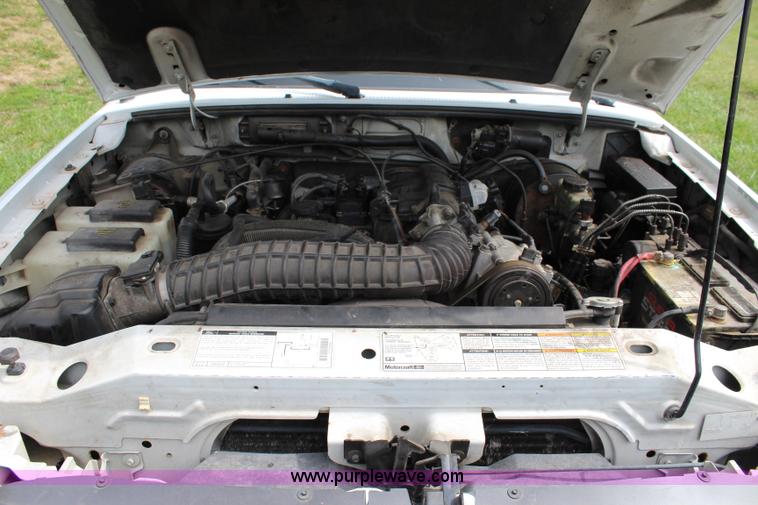 image for item J3625 2000 Ford Ranger SuperCab pickup truck