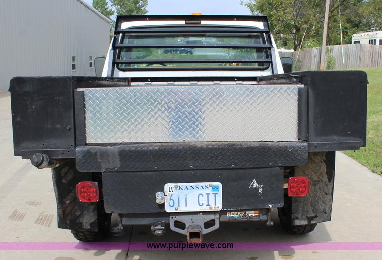 image for item J3627 1988 Ford F150 flatbed pickup truck