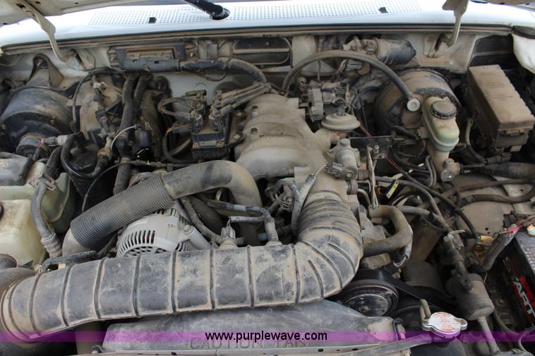 image for item J3629 1997 Ford Ranger SuperCab pickup truck