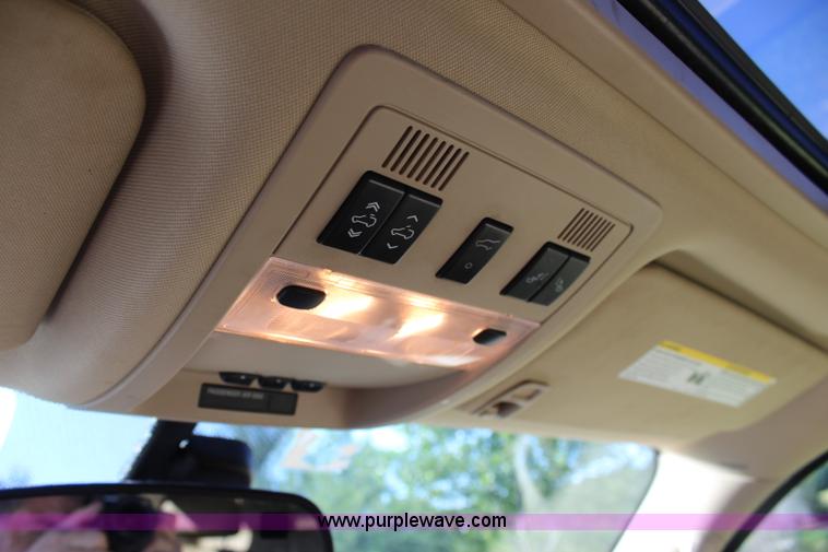 image for item J3655 2007 GMC Yukon Denali XL SUV