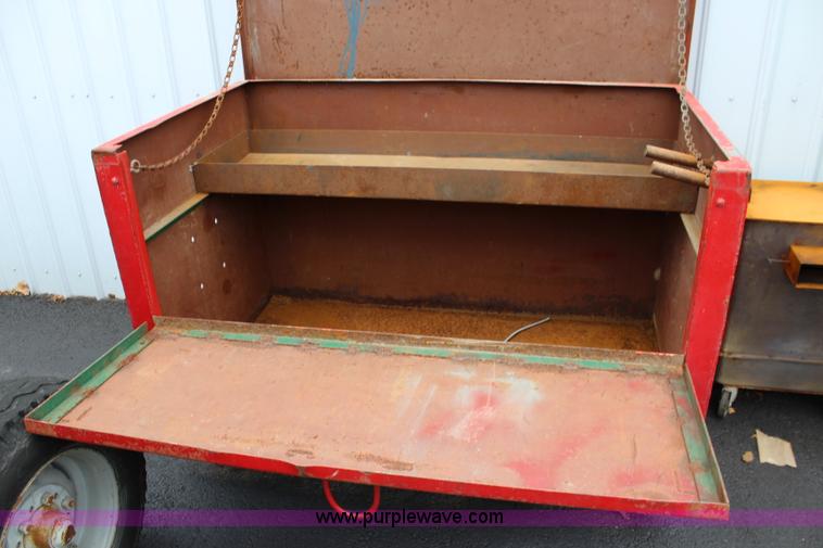 image for item J3748 Job box