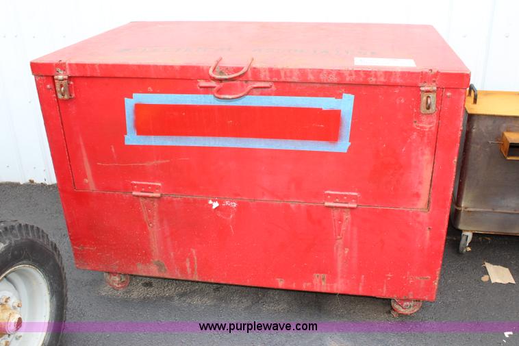 image for item J3748 Job box