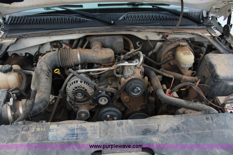 image for item J4368 2007 Chevrolet Silverado Classic 1500 Ext. Cab pickup truck