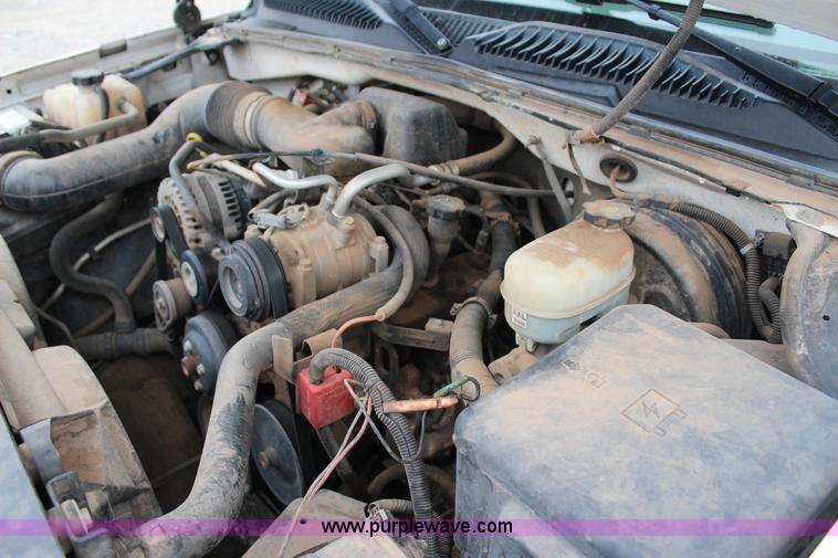 image for item J4368 2007 Chevrolet Silverado Classic 1500 Ext. Cab pickup truck