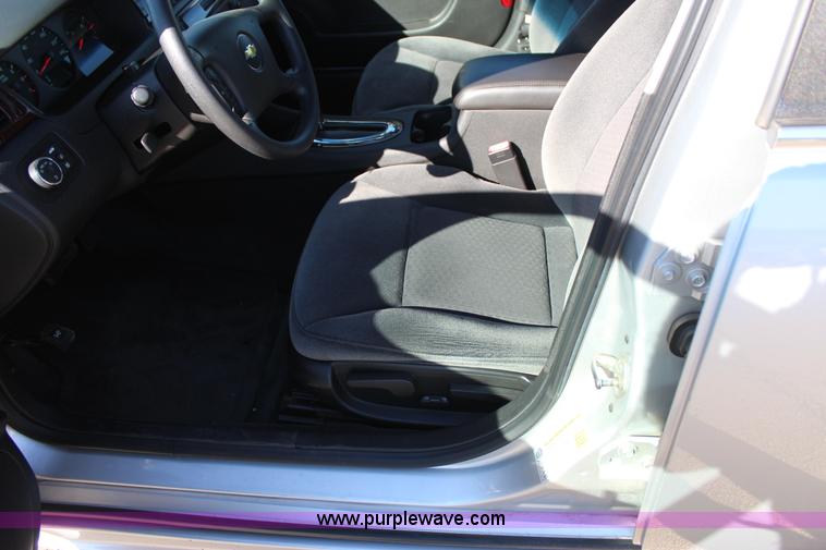image for item J4375 2010 Chevrolet Impala
