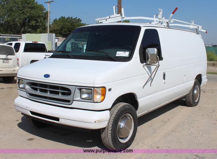 image for item J4376 1997 Ford Econoline E250 van