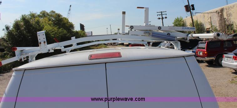 image for item J4376 1997 Ford Econoline E250 van