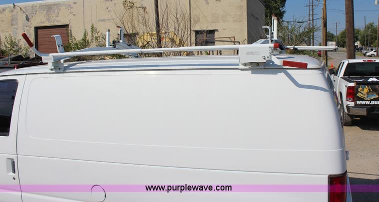 image for item J4376 1997 Ford Econoline E250 van