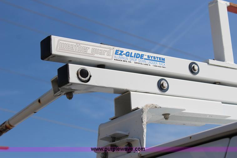 image for item J4376 1997 Ford Econoline E250 van