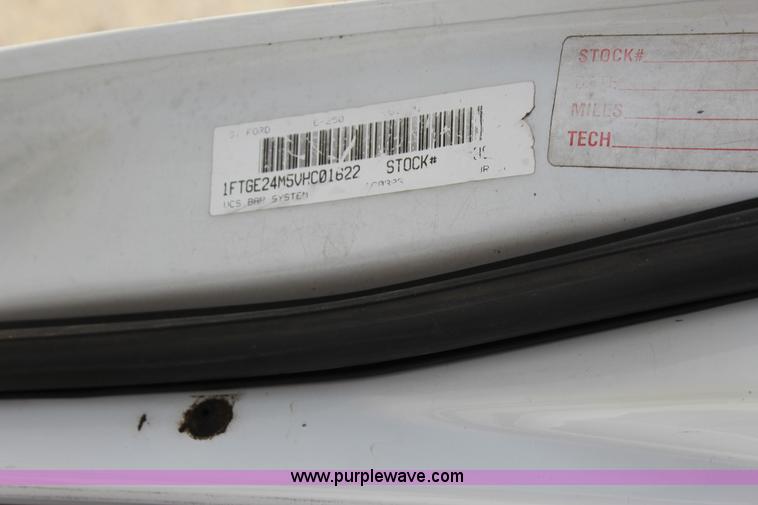 image for item J4376 1997 Ford Econoline E250 van