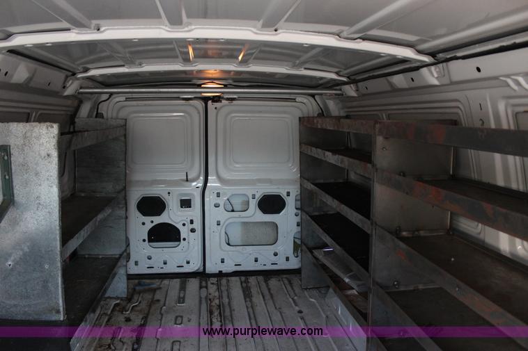 image for item J4376 1997 Ford Econoline E250 van