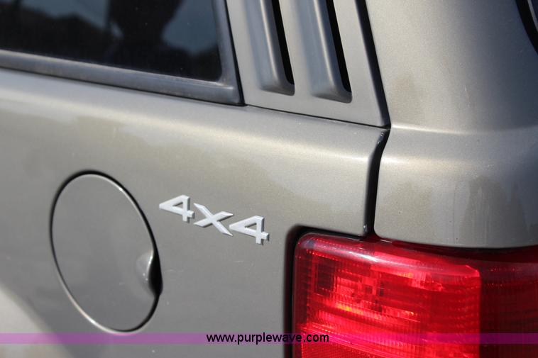 image for item J4378 1998 Jeep Grand Cherokee Laredo SUV